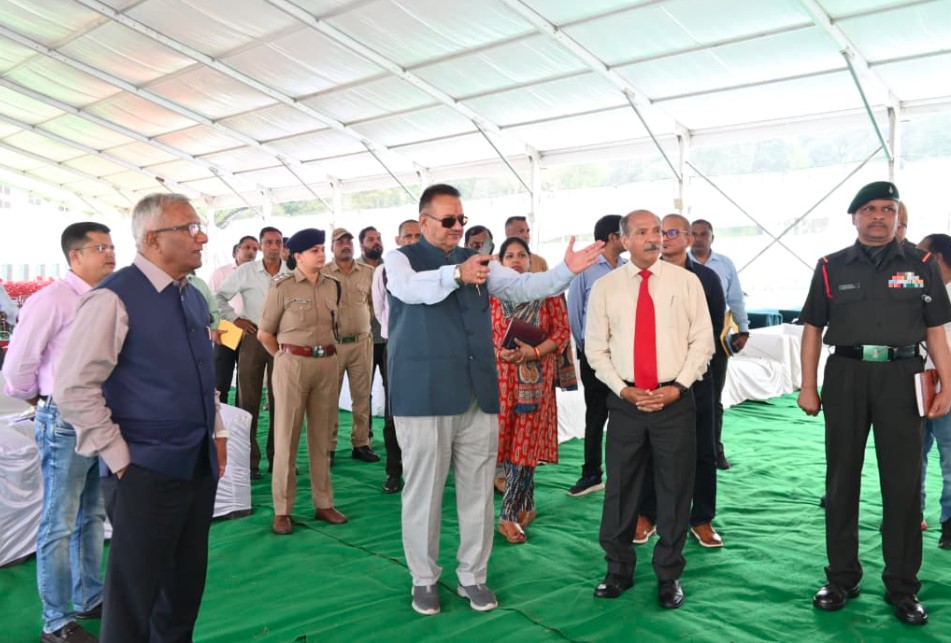 लैंसडाउन में शहीद सम्मान समारोह की तैयारियों का जायज़ा लेने पहुंचे सैनिक कल्याण मंत्री गणेश जोशी